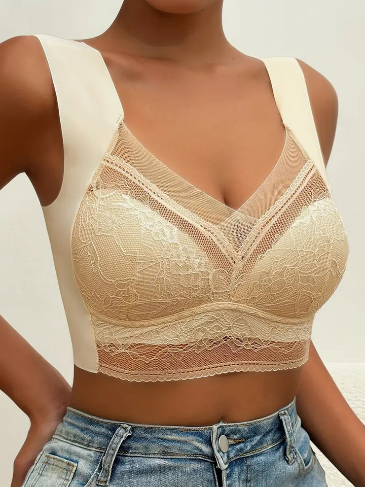 Judith | Lace Bralette
