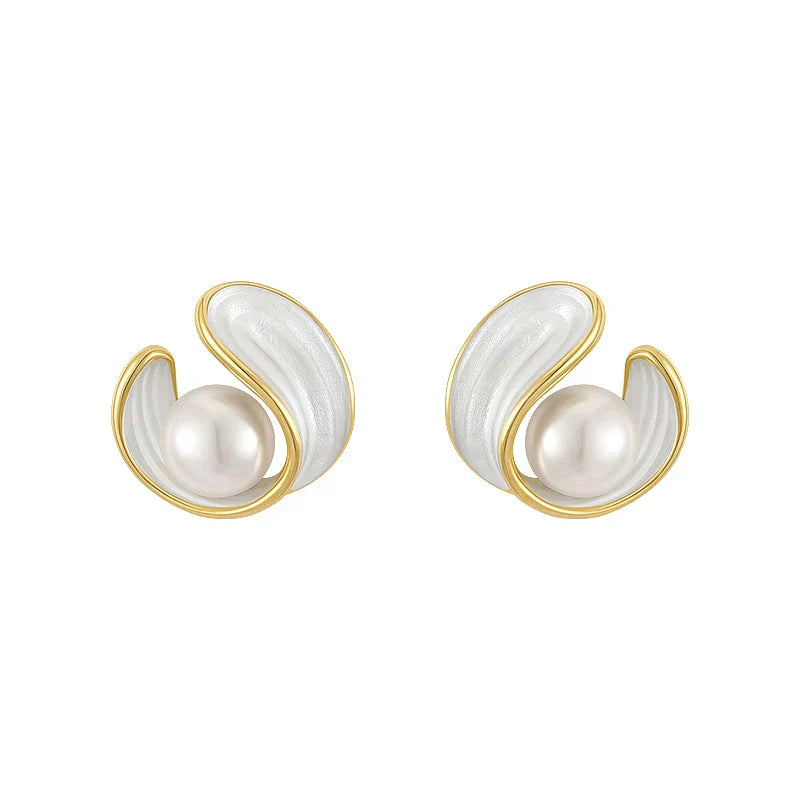 Luxury Gold Earrings with White Opal and Pearl
