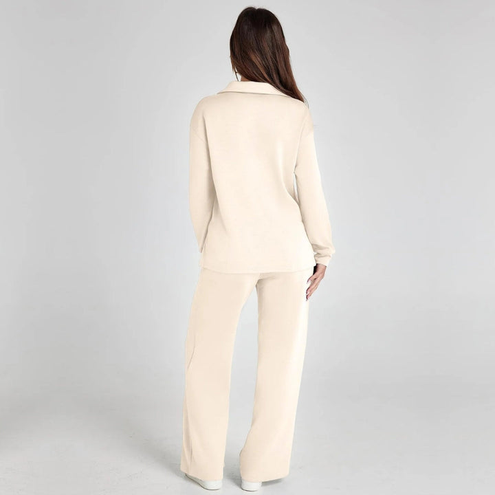Eline | Luxury Loungewear Set with Comfy Pants and V-Neck