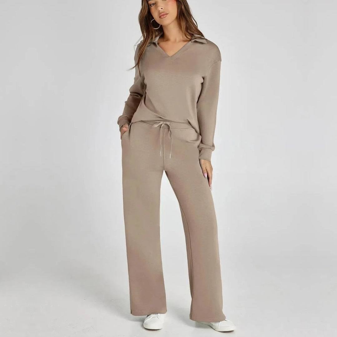 Eline | Luxury Loungewear Set with Comfy Pants and V-Neck