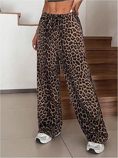 Anke | Flared Pants with Leopard Print
