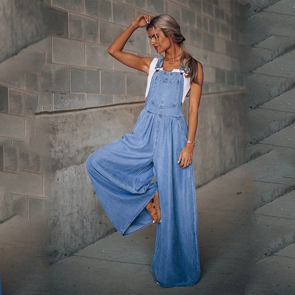 Casual Women's Denim Jumpsuit with Wide Legs and Straps