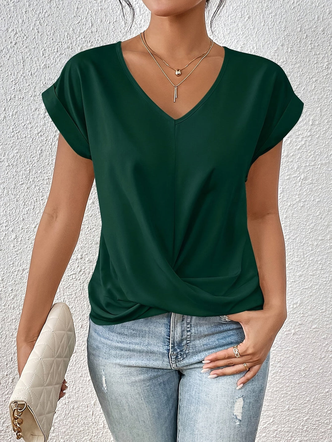 Leonie | Casual Women's V-Neck T-Shirt