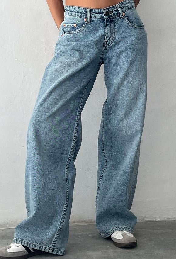 MILA | Stretch Low-Rise Jeans with Wide Legs