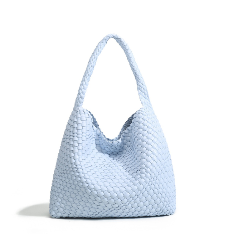Pastel Blue / Medium