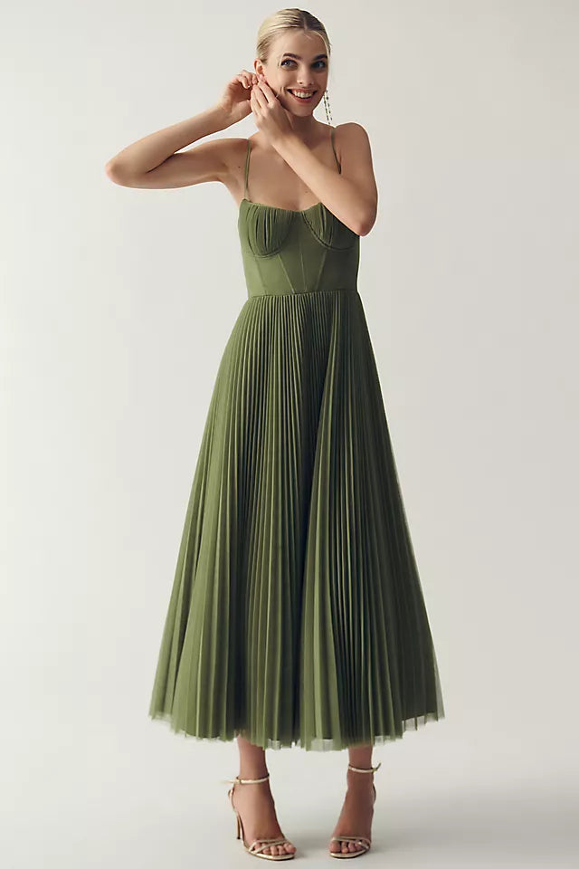 Giordana | Elegant Pleated Evening Dress