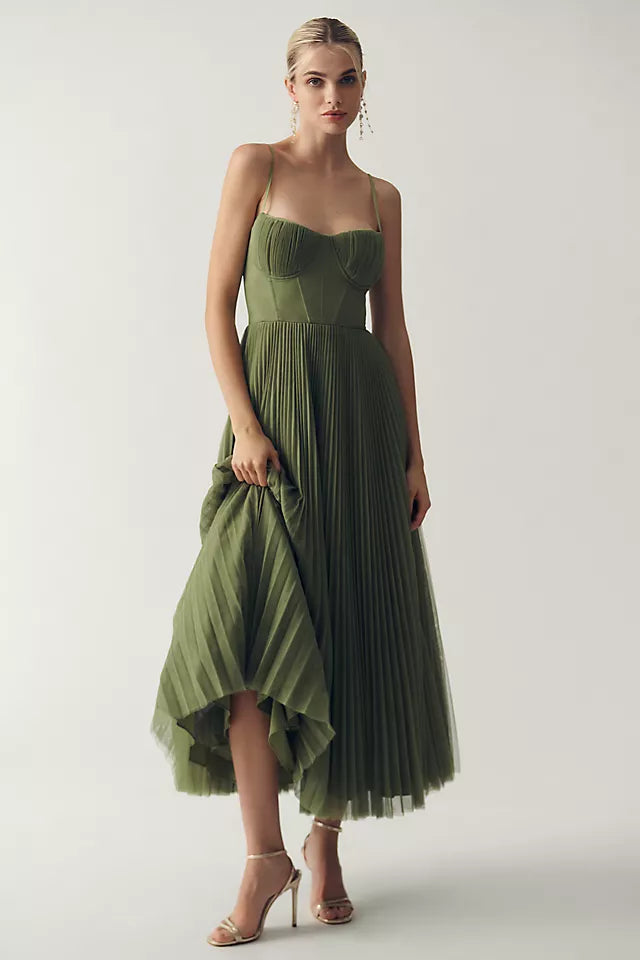 Giordana | Elegant Pleated Evening Dress