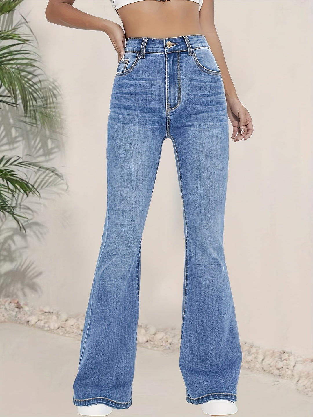 Helsa | Flared Jeans with High Waist