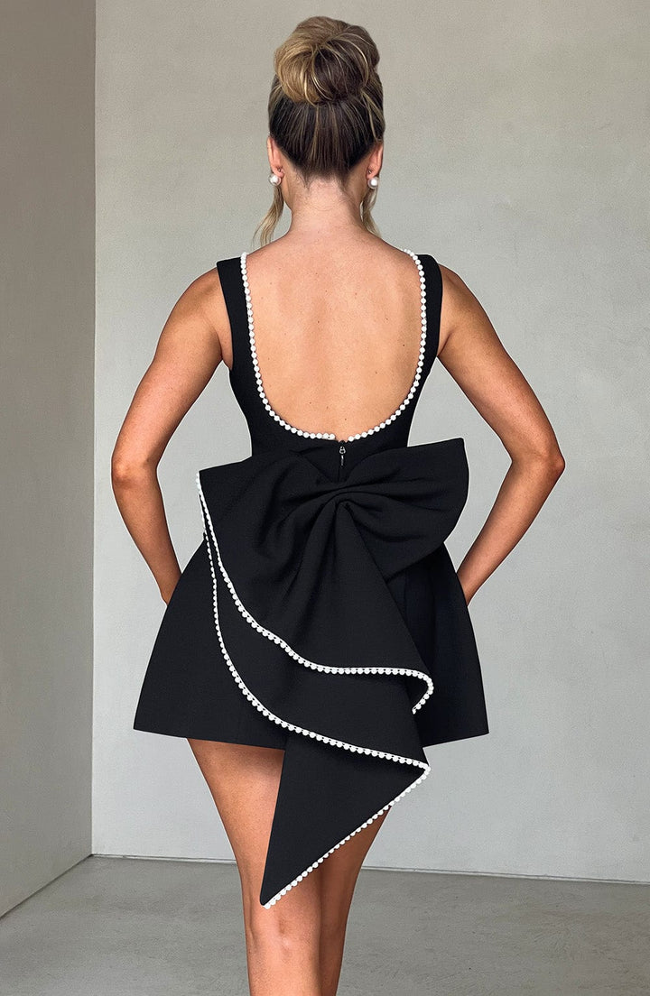 Elegant Women's Cocktail Dress With A-Line And Open Back