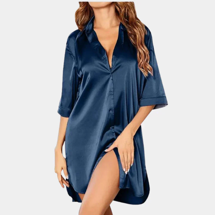 Comfortable Oversized Women's Nightshirt with Buttons and Collar