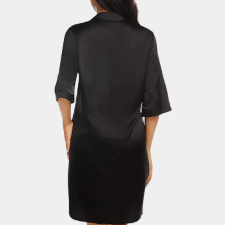 Comfortable Oversized Women's Nightshirt with Buttons and Collar