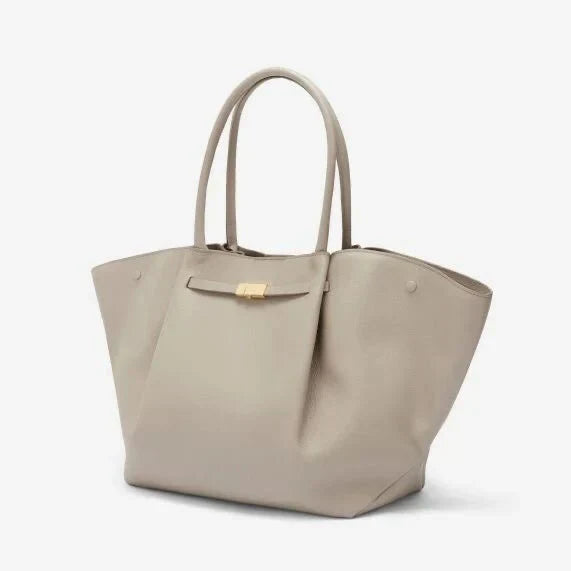 Tassa | Luxurious Oversized Shoulder Bag with Gold Closure
