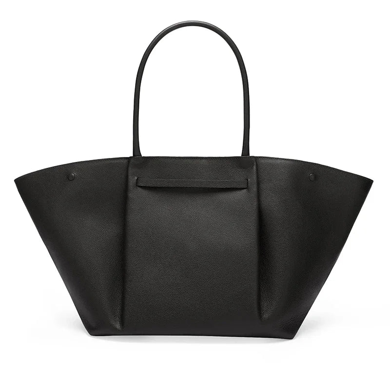 Tassa | Luxurious Oversized Shoulder Bag with Gold Closure
