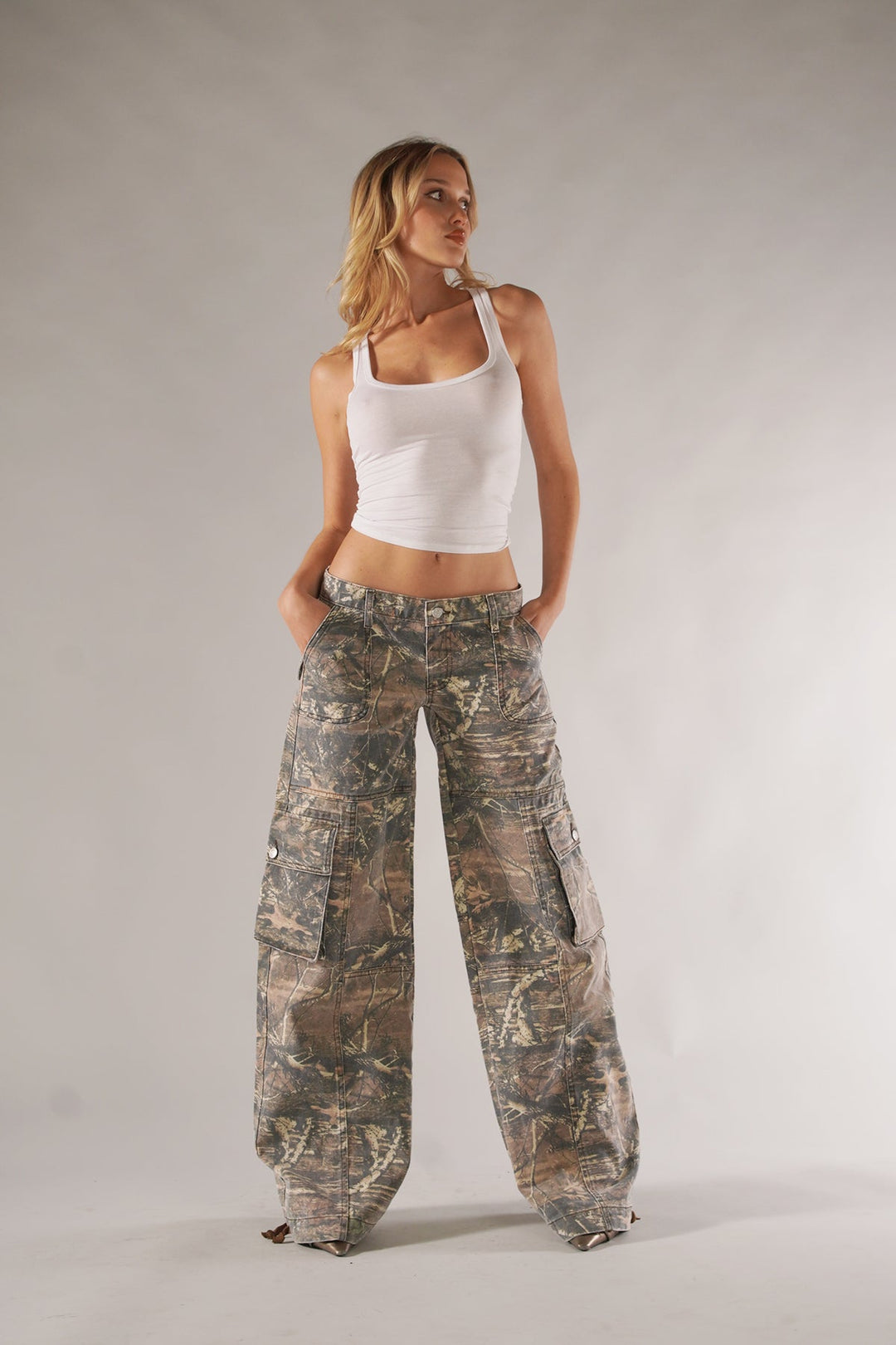 Anni | Utility Cargo Pants with Camo Print