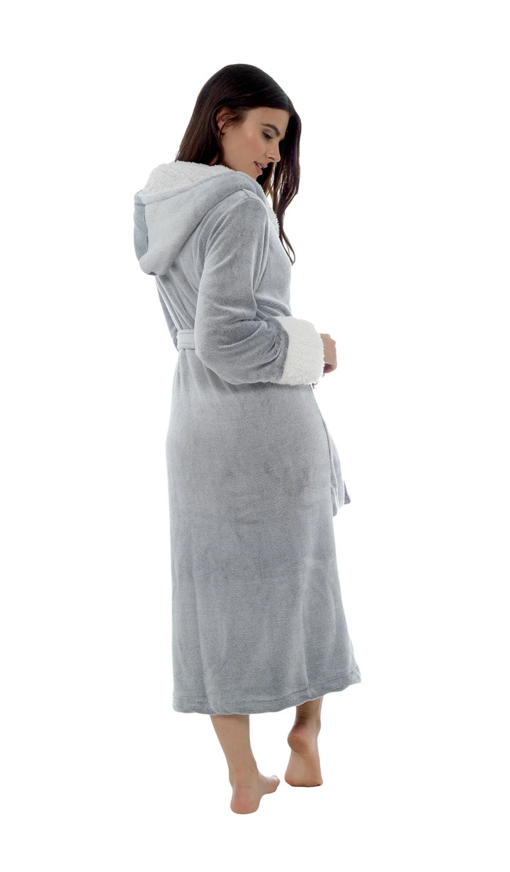 Soft Women's Fleece Bathrobe with Hood
