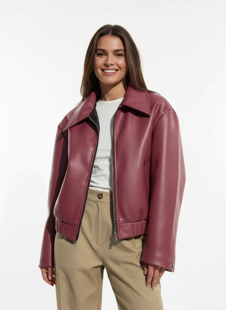 Stylish Oversized Women's Leather Bomber Jacket with Zipper and Classic Collar