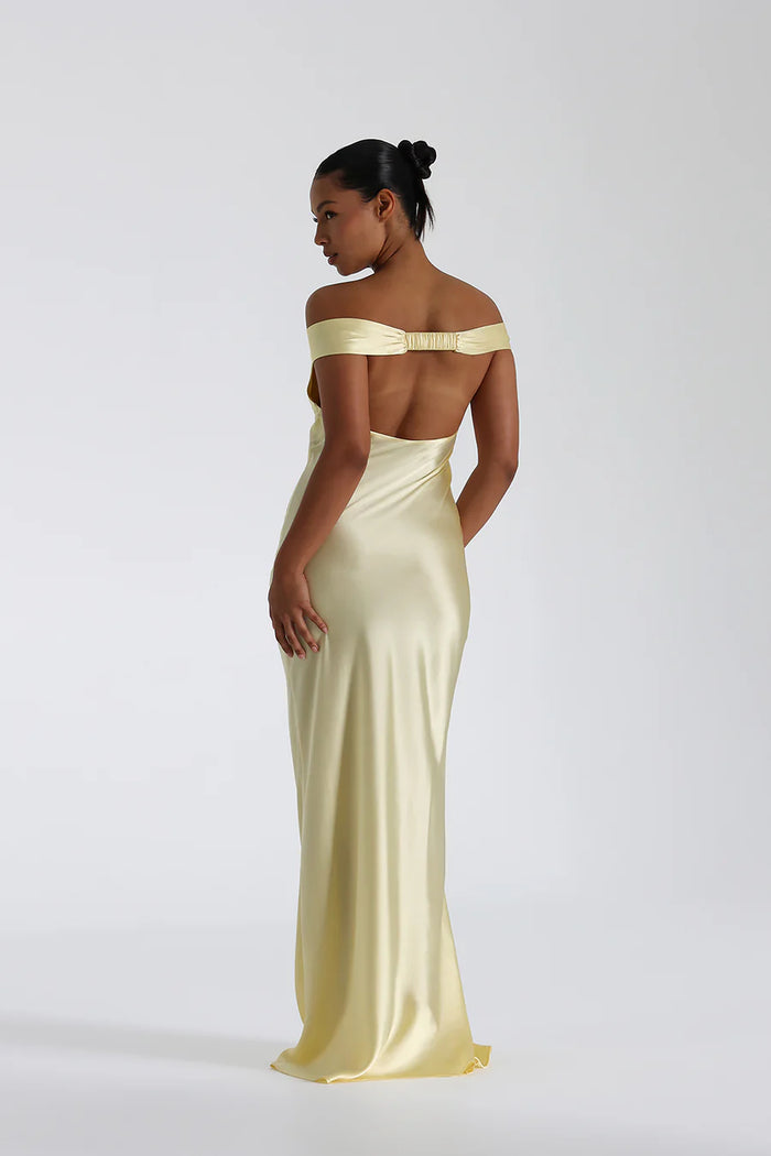 Ceci | Elegant Satin Evening Dress with Off-Shoulder Design