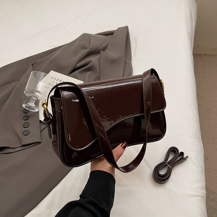 Tira | Shiny Shoulder Bag with Wavy Design