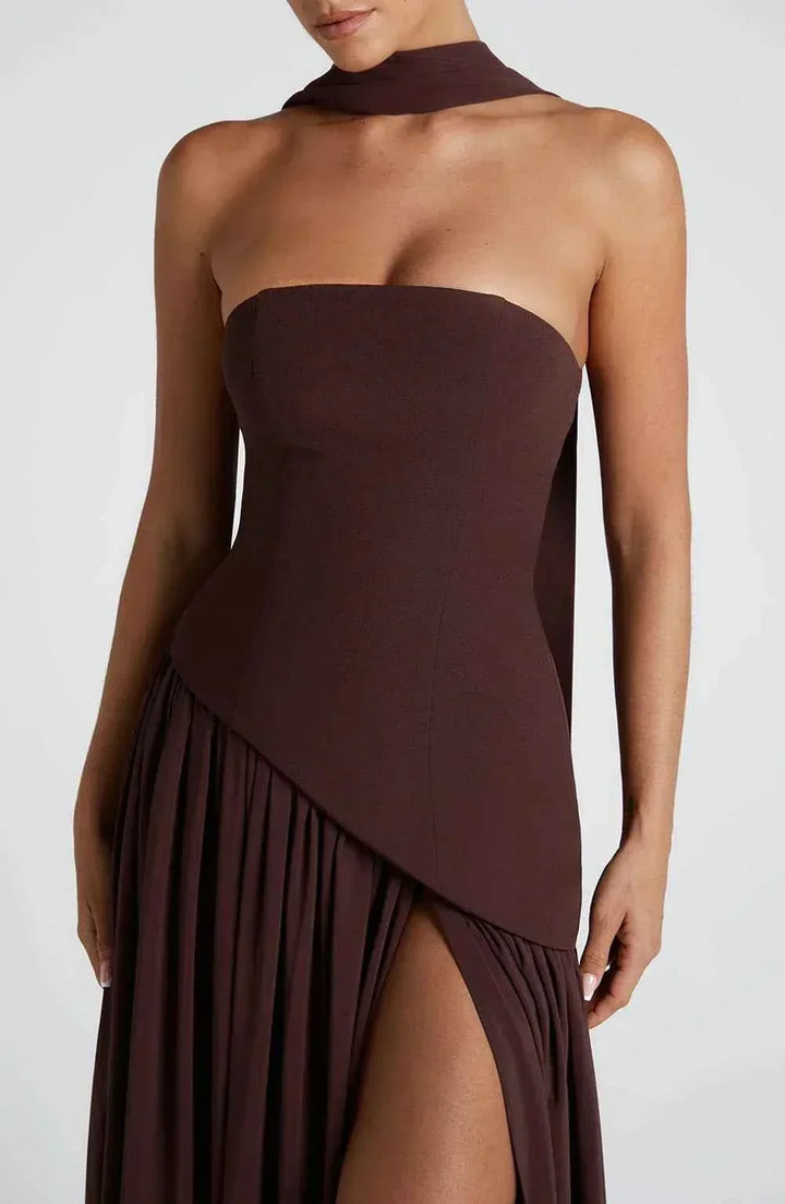Luxury Maxi Evening Dress with Shawl and Strapless Neckline