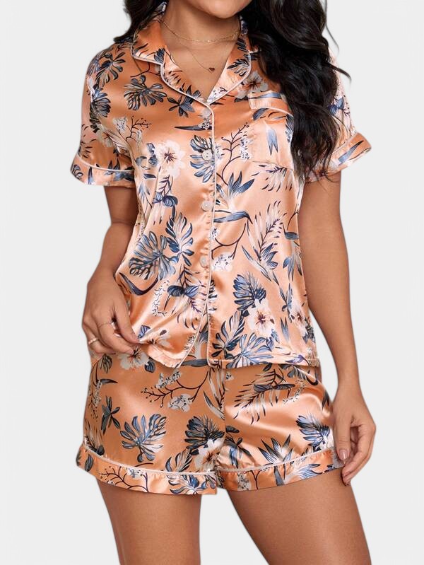 Soft Satin Women's Pajama Set with Short Sleeves and Shorts