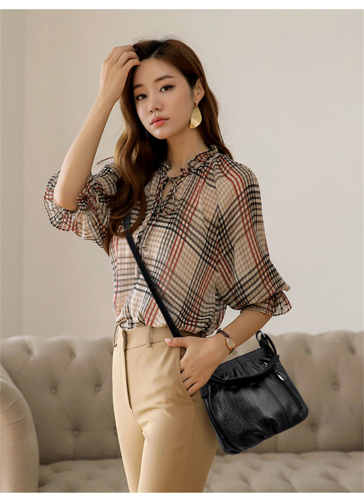 Leila | Elegant Handbag with Soft Pleats and Adjustable Strap