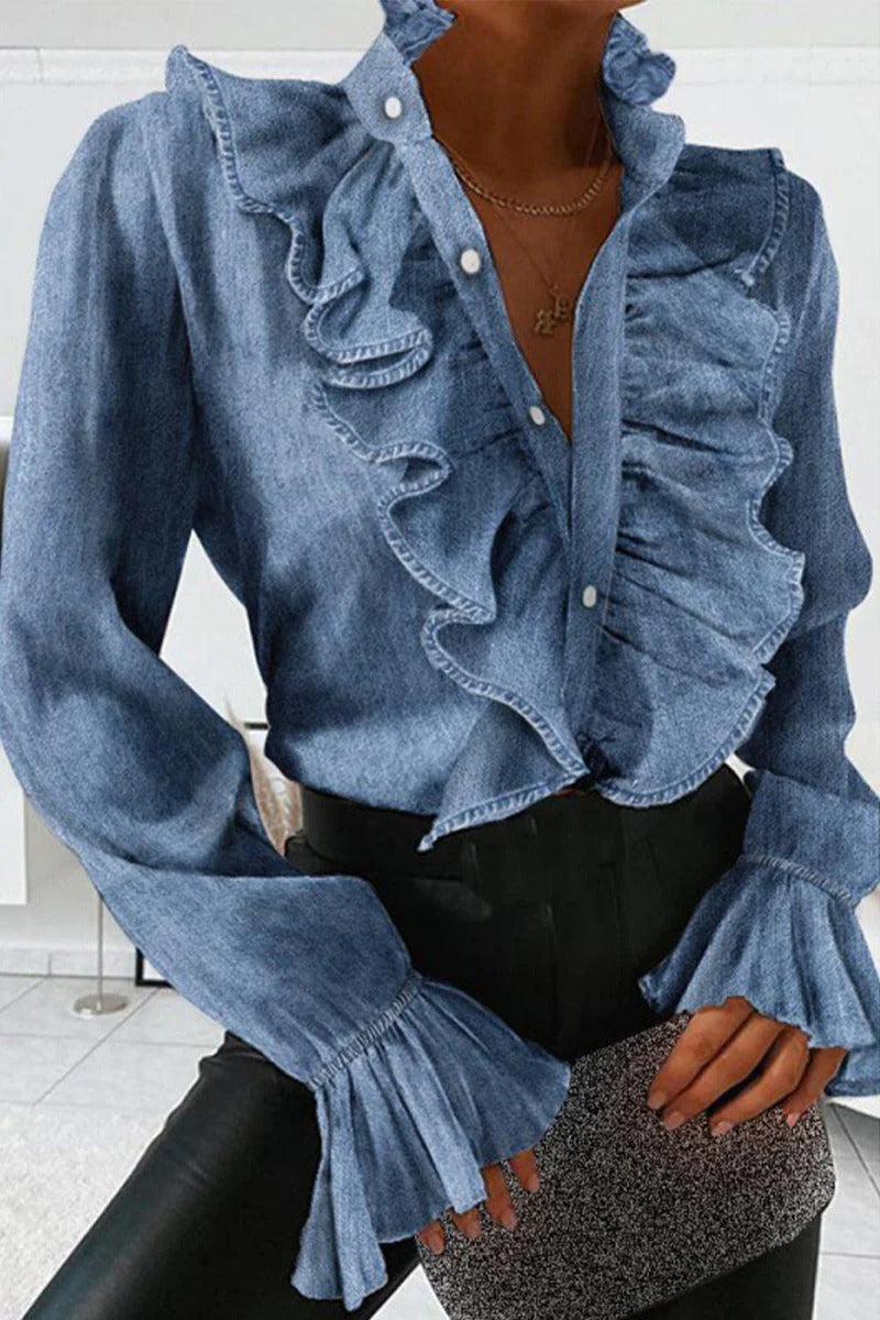 Chic and Structured Women's Blouse with Light Ruffles