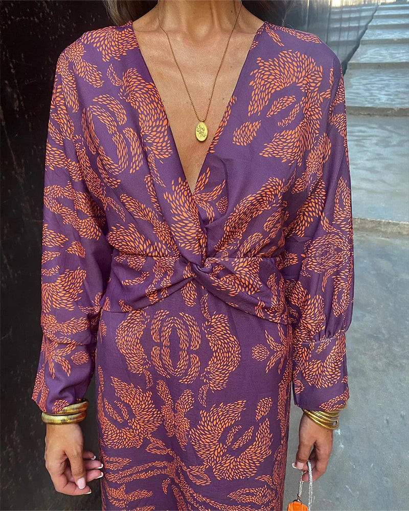 Chic and Elegant Women's Midi Dress with Print