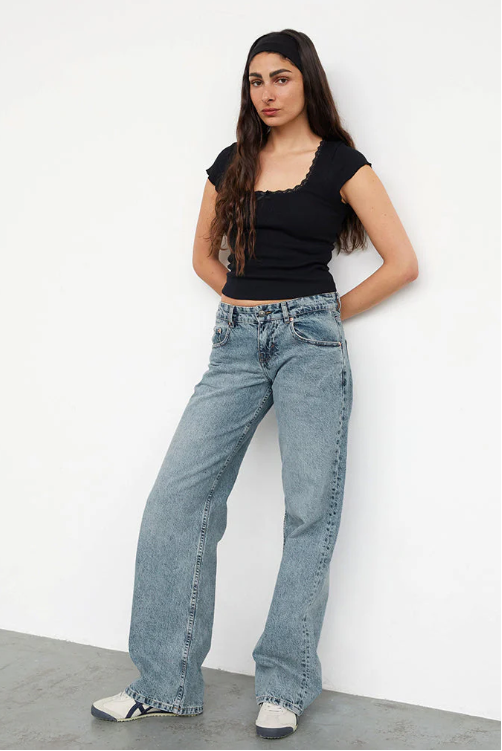 MILA | Stretch Low-Rise Jeans with Wide Legs
