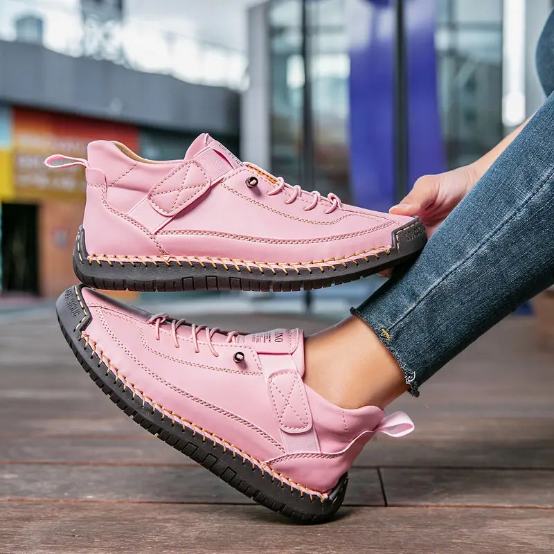 Orthopedic Women's Sneaker with Laces and Comfortable Sole