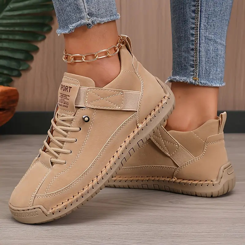 Orthopedic Women's Sneaker with Laces and Comfortable Sole