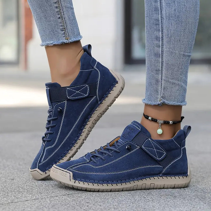 Orthopedic Women's Sneaker with Laces and Comfortable Sole