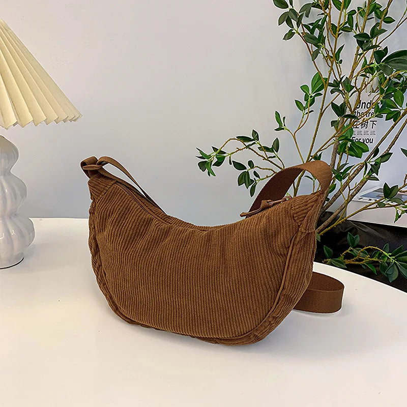 Stylish Women's Shoulder Bag with Adjustable Strap