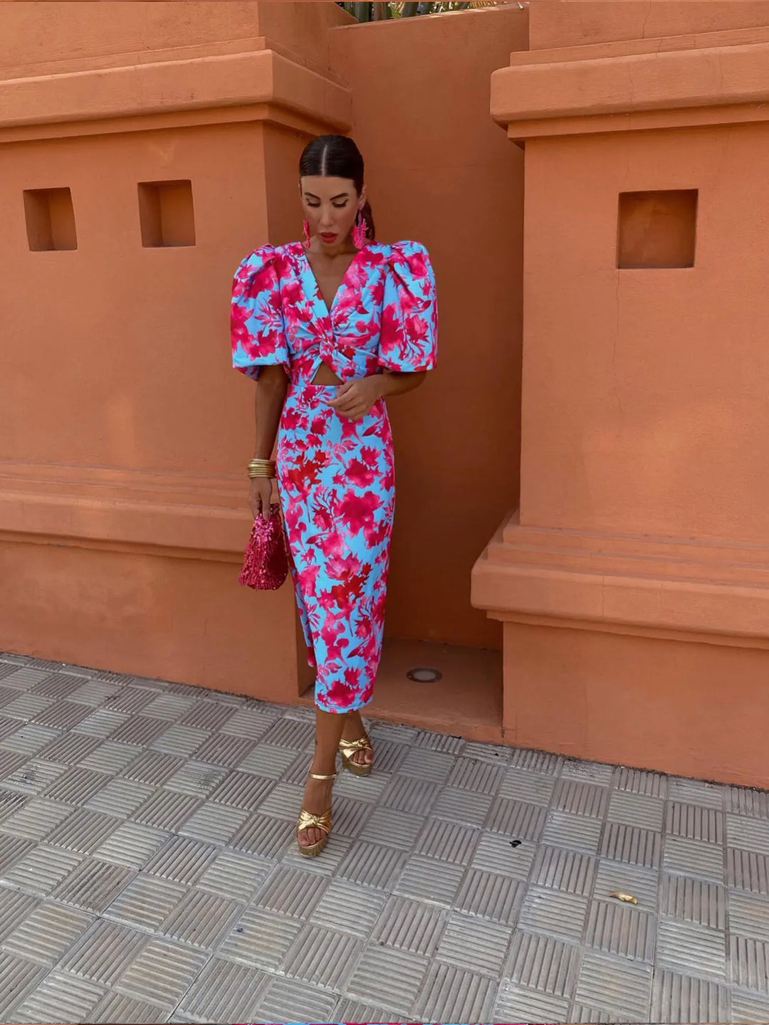 Festive Women's Midi Dress with Print and Puff Sleeves