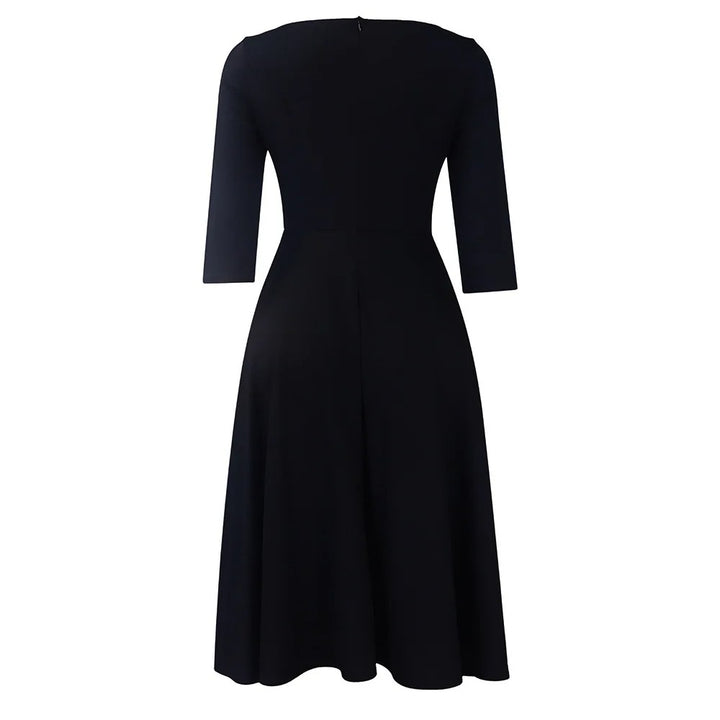 Kelli | Elegant Midi Dress with Bow Detail and 3/4 Sleeves