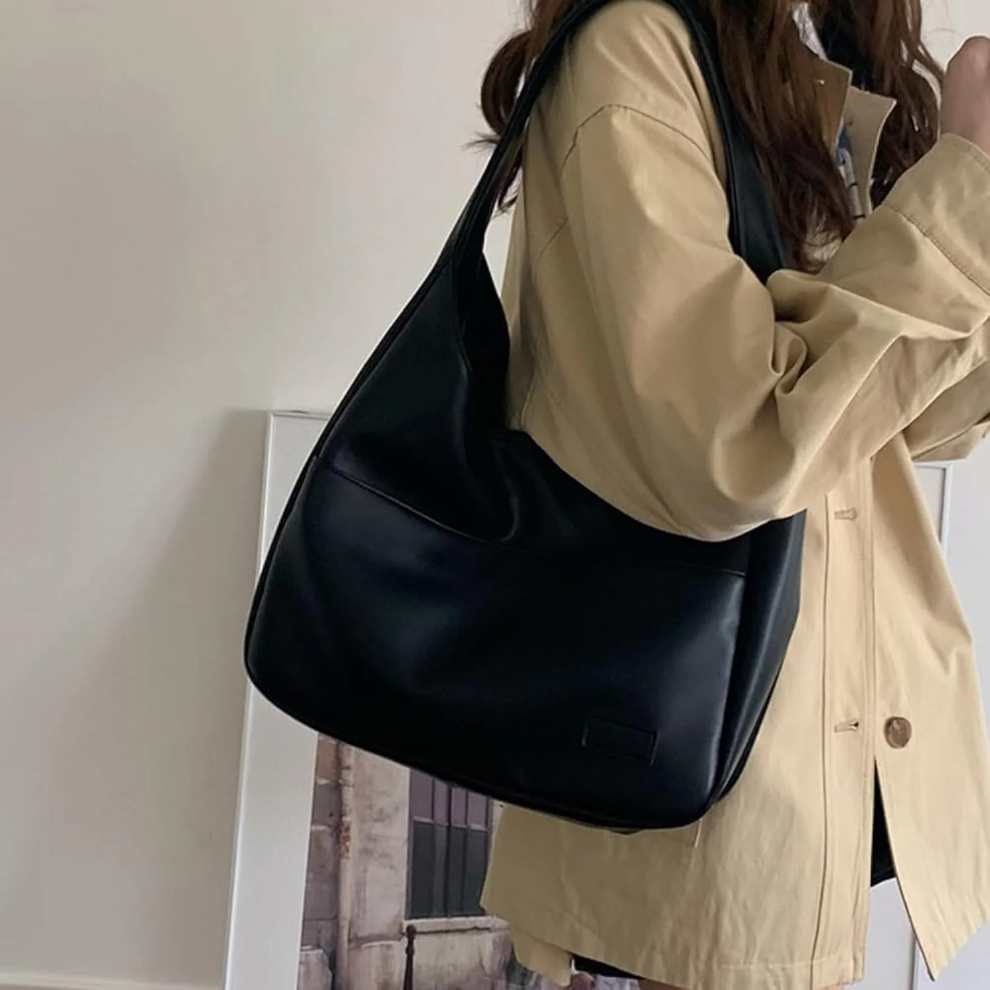 Maura | Luxury Elegant Shoulder Bag with Magnetic Closure