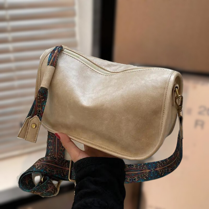 Vaness | Vintage Crossbody Bag with Statement Strap