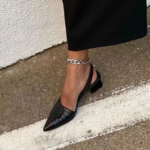 Wilma | Vintage Pointed Slingback Pumps with Block Heel