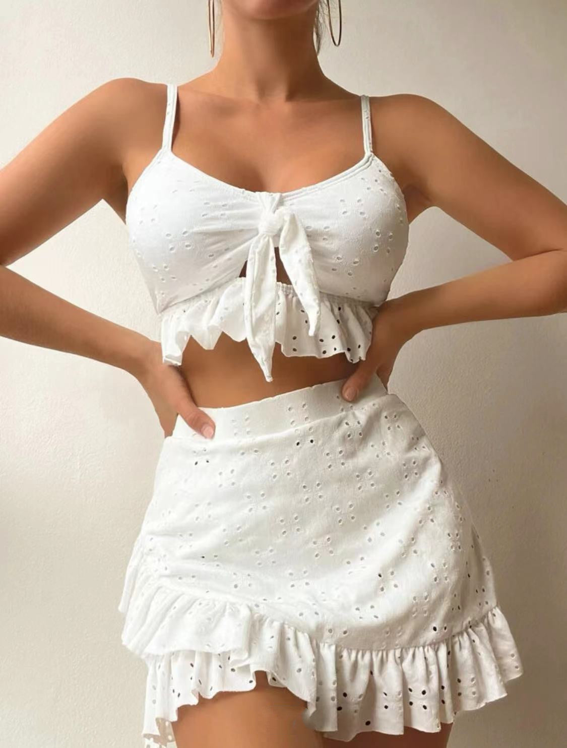 White / XL