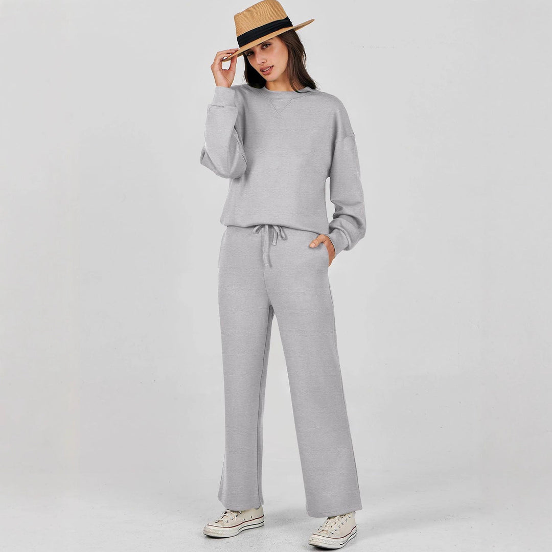 Soft Loungewear Set for Women with Sweater and Wide Joggers