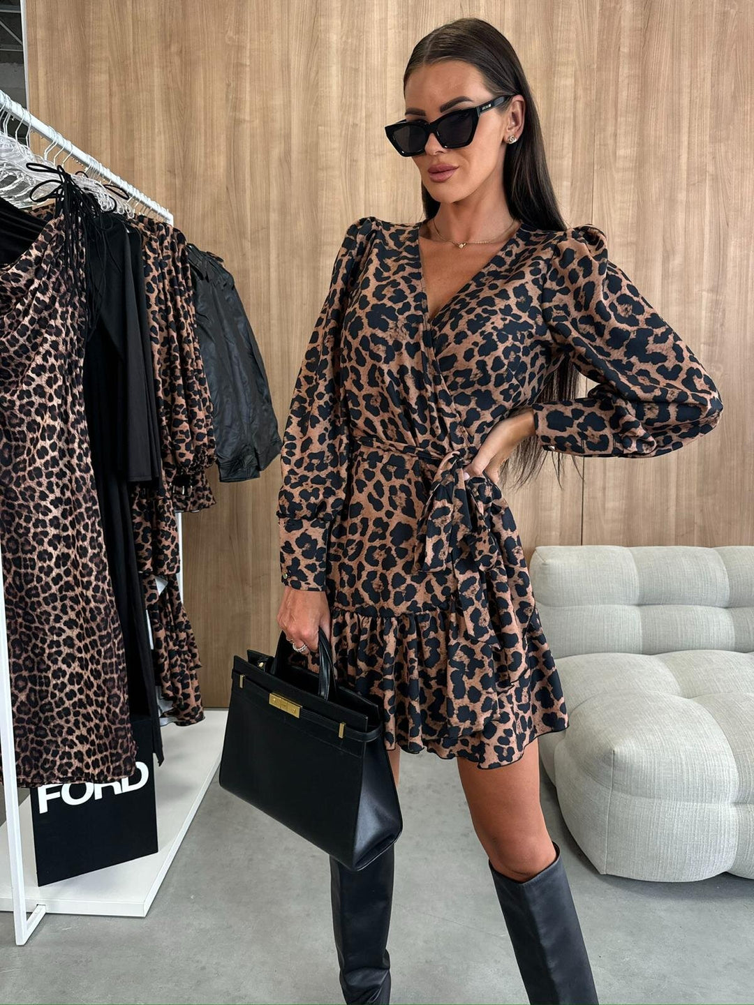 A-Line Stylish Women's Mini Dress with V-Neck and Long Sleeves
