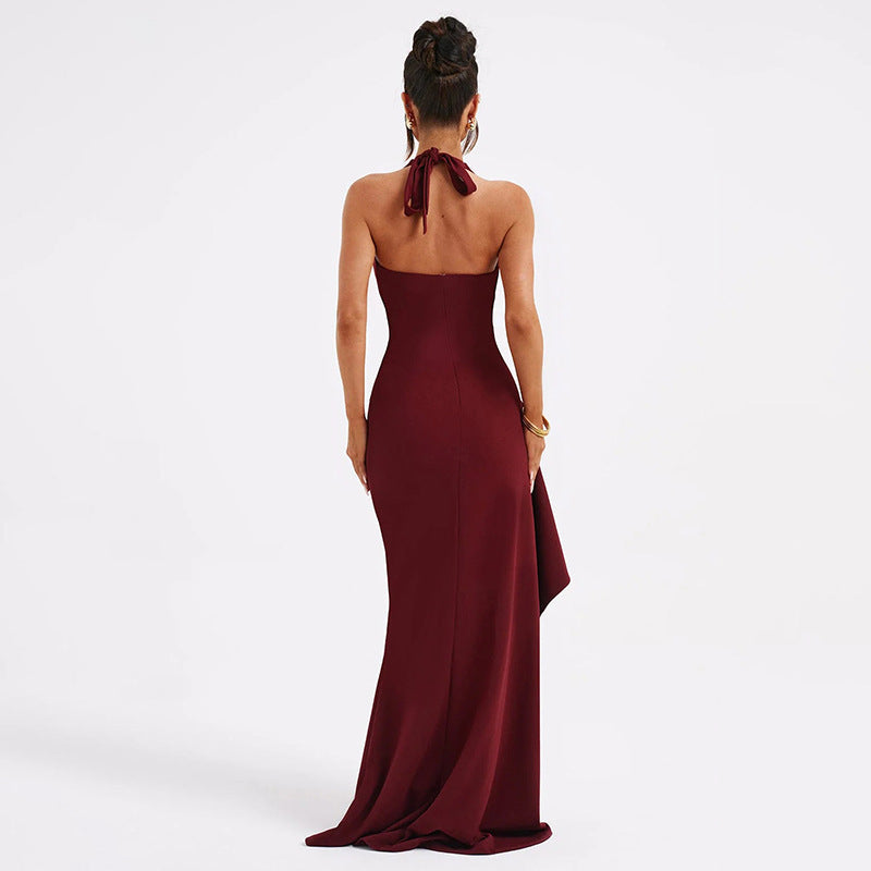 Laci | Evening gala dress with deep neckline and dramatic slit