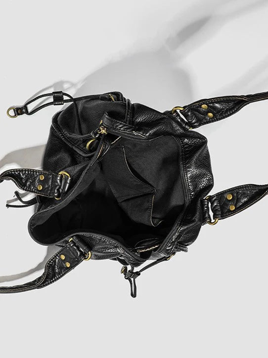 Luxury Black Women's Handbag with Zipper and Gold Hardware