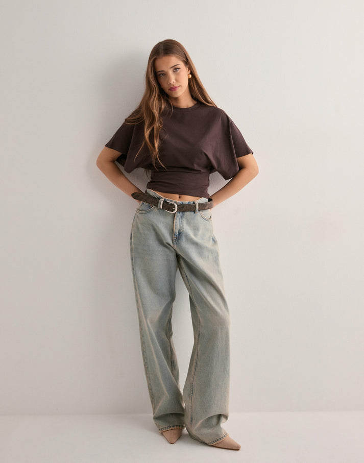 Loose Top with Wide Sleeves and Round Neck