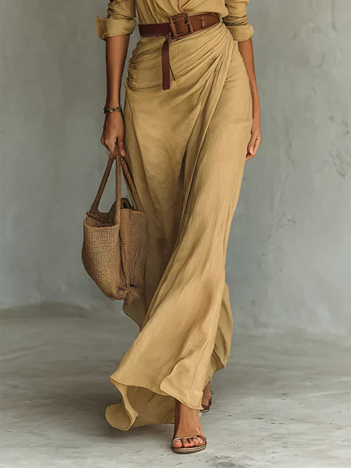Light Women's Maxi Dress with Collar and Waist Belt