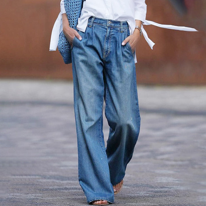 Comfortable High-Waist Women's Jeans with Wide Legs