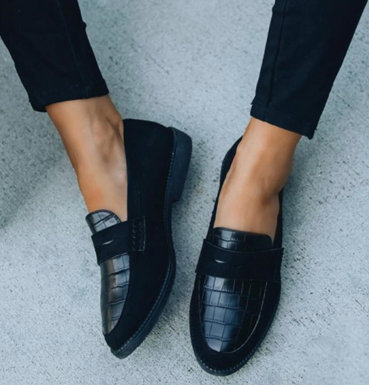 Black Loafers for Women with Vegan Leather and Comfortable Fit